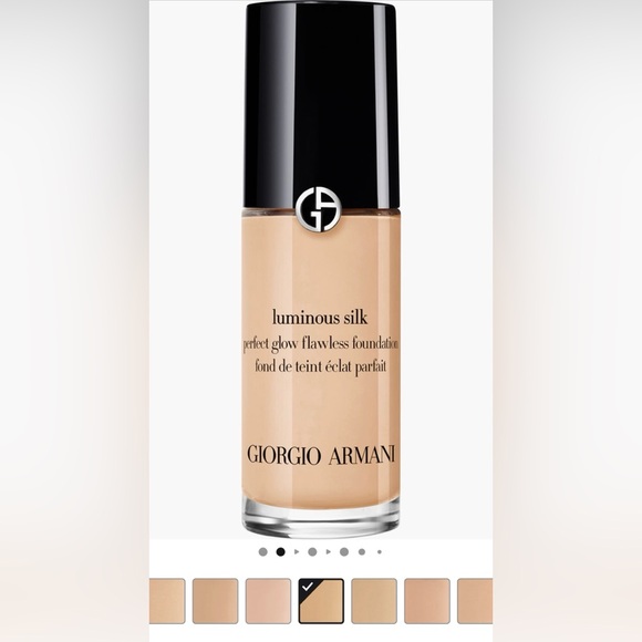 Giorgio Armani Luminous Silk Foundation - Picture 1 of 7